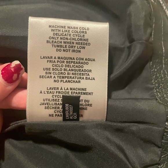 Levi’s Faux Leather Moto Jacket - Picture 6 of 9